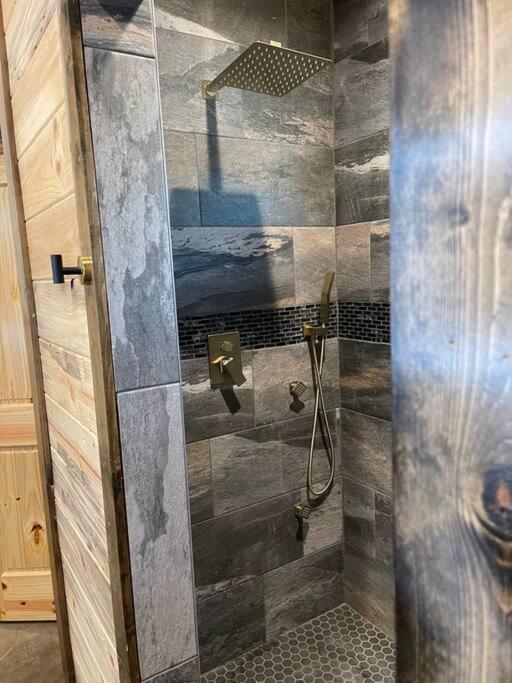 The Big Tex Luxury Cabin Is Epic Broken Bow Extérieur photo