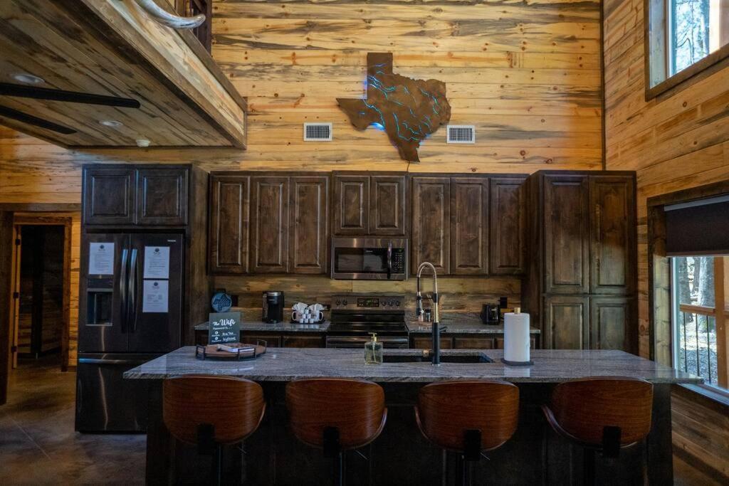 The Big Tex Luxury Cabin Is Epic Broken Bow Extérieur photo