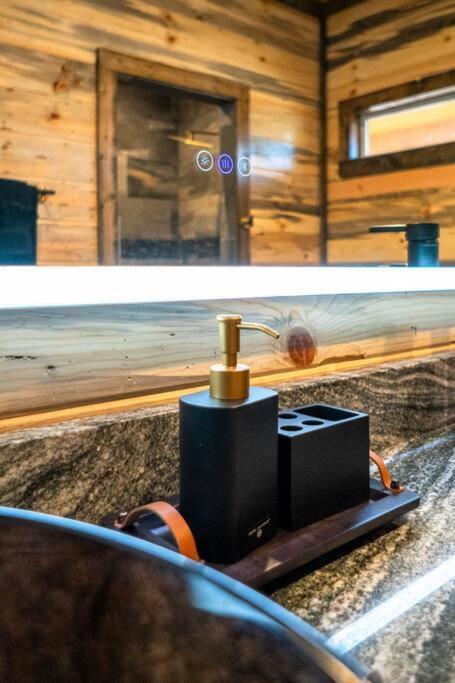 The Big Tex Luxury Cabin Is Epic Broken Bow Extérieur photo