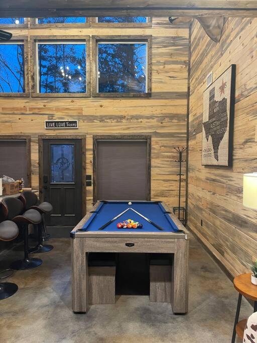 The Big Tex Luxury Cabin Is Epic Broken Bow Extérieur photo