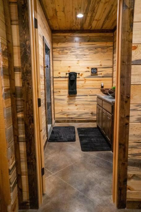 The Big Tex Luxury Cabin Is Epic Broken Bow Extérieur photo