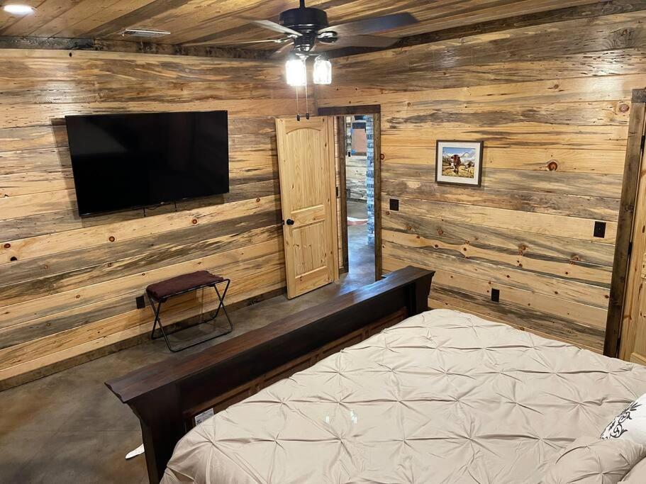 The Big Tex Luxury Cabin Is Epic Broken Bow Extérieur photo