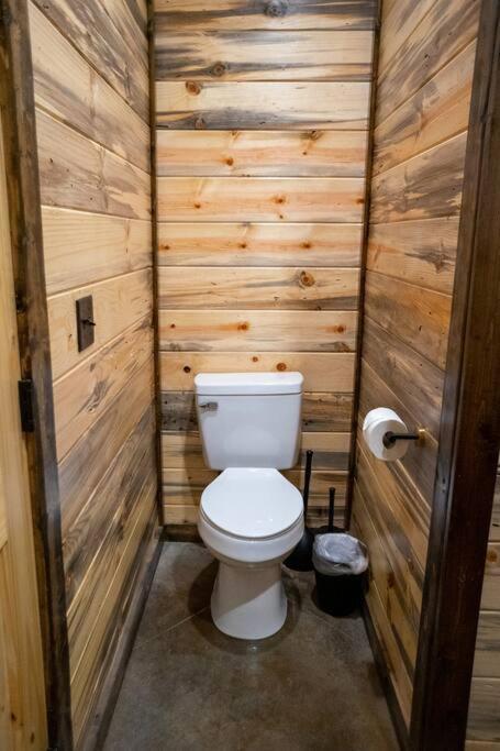 The Big Tex Luxury Cabin Is Epic Broken Bow Extérieur photo